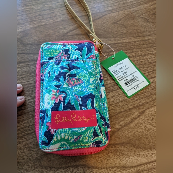 Lilly Pulitzer Handbags - Lily Pulitzer Wristlet